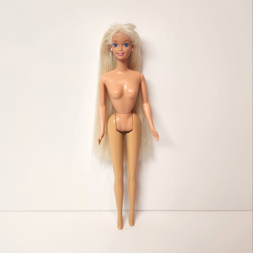 2/$20  1995 Barbie Foam 'n Color